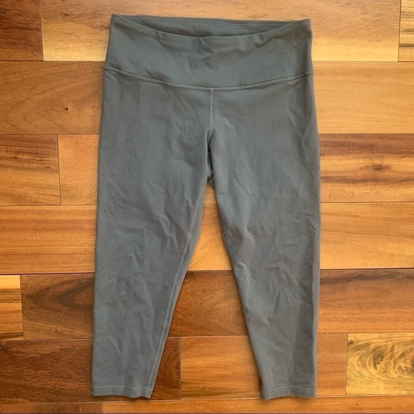 Prana Capri Leggings - Picture 1 of 6